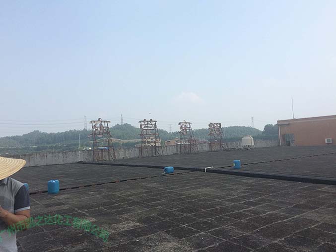 東輝服裝水(shui)循環系統除垢(gòu)